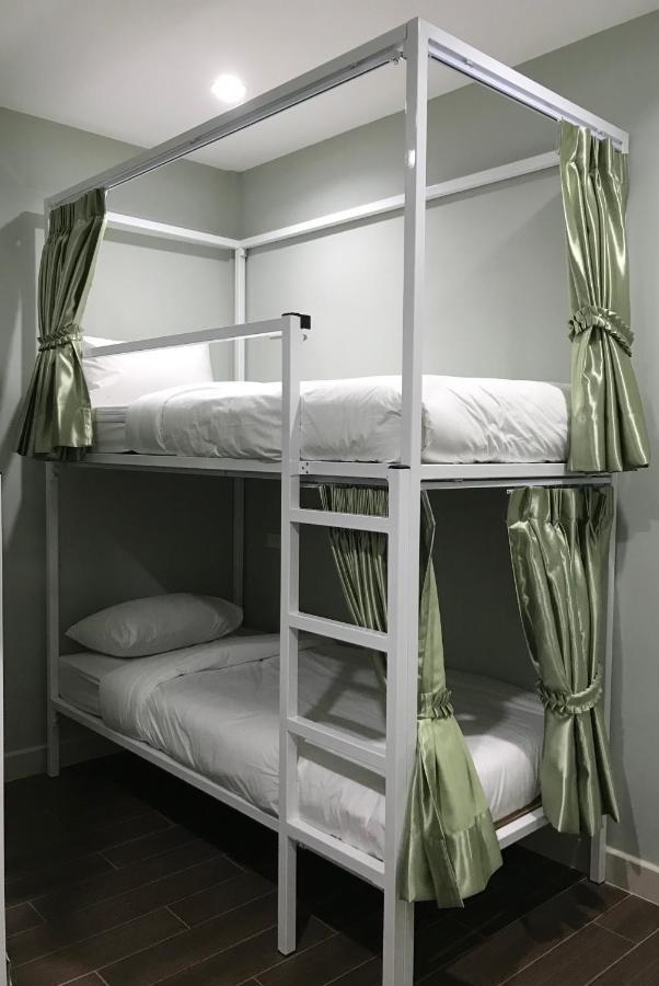 Baanpin Hotel Bangkok Eksteriør billede