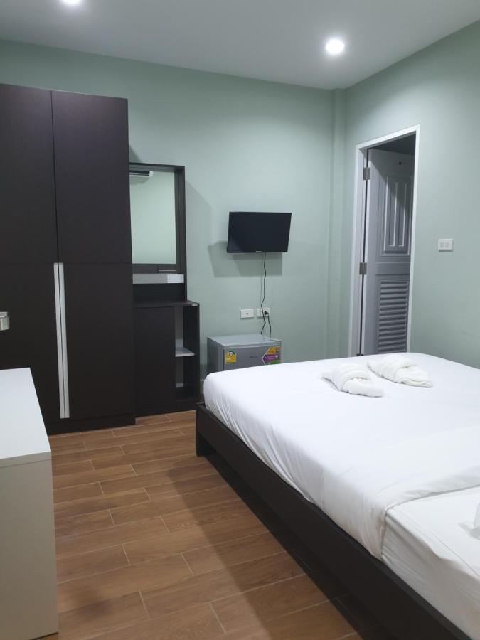 Baanpin Hotel Bangkok Eksteriør billede