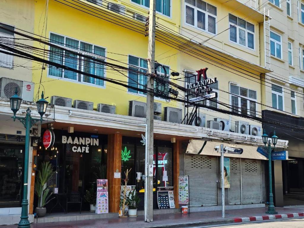 Baanpin Hotel Bangkok Eksteriør billede