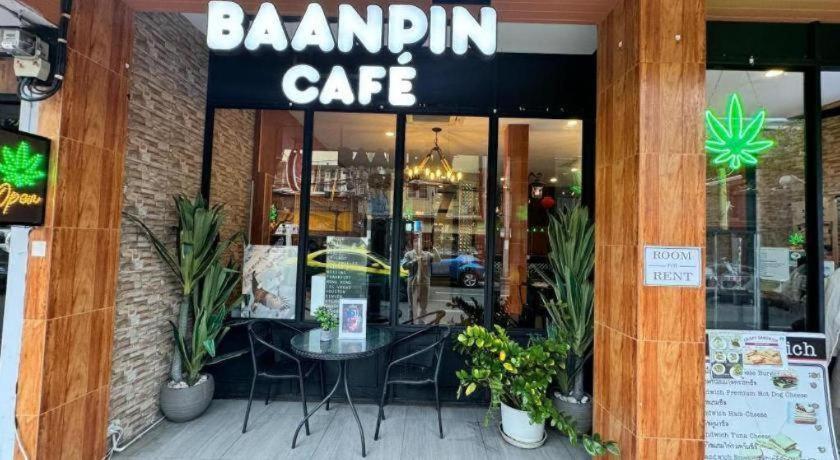 Baanpin Hotel Bangkok Eksteriør billede