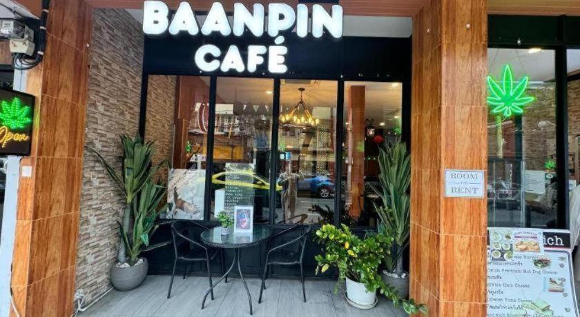 Baanpin Hotel Bangkok Eksteriør billede