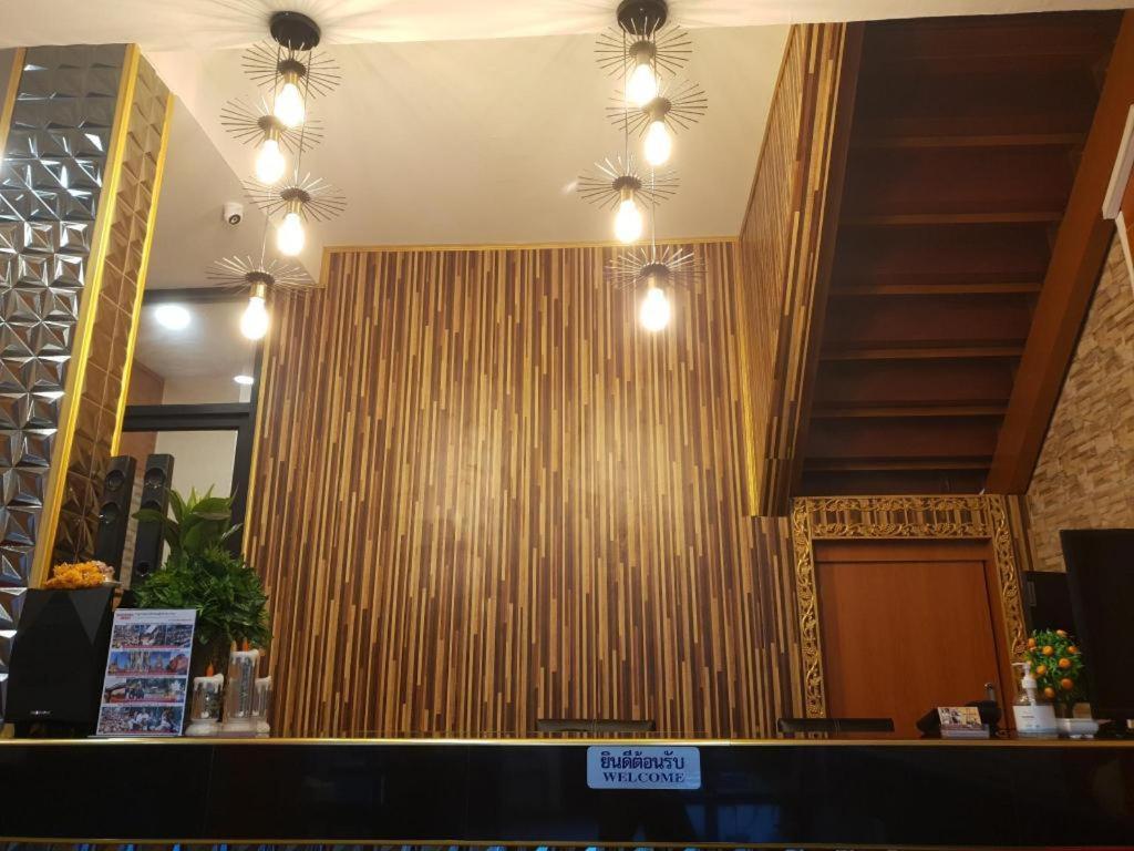 Baanpin Hotel Bangkok Eksteriør billede